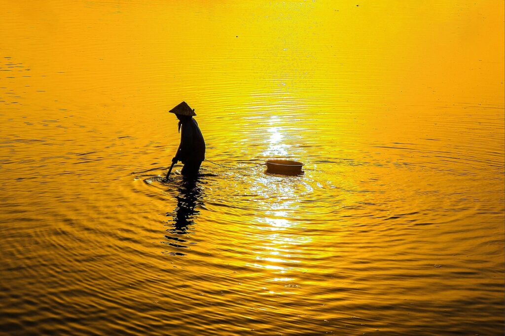 初デートで女性を上手に褒める方法は？