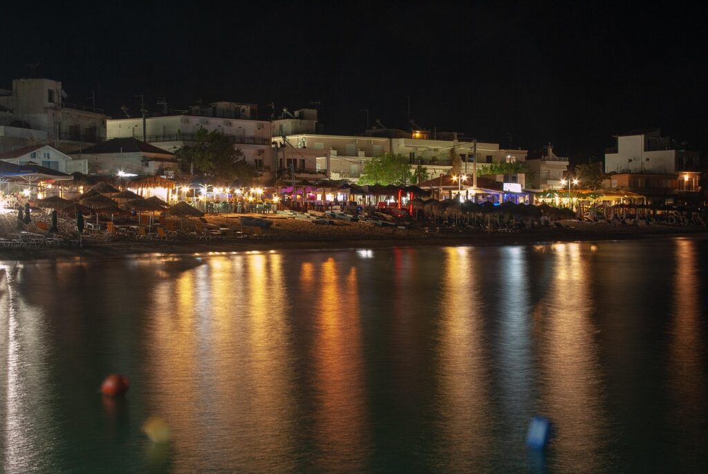 初デートで居酒屋はありなし？